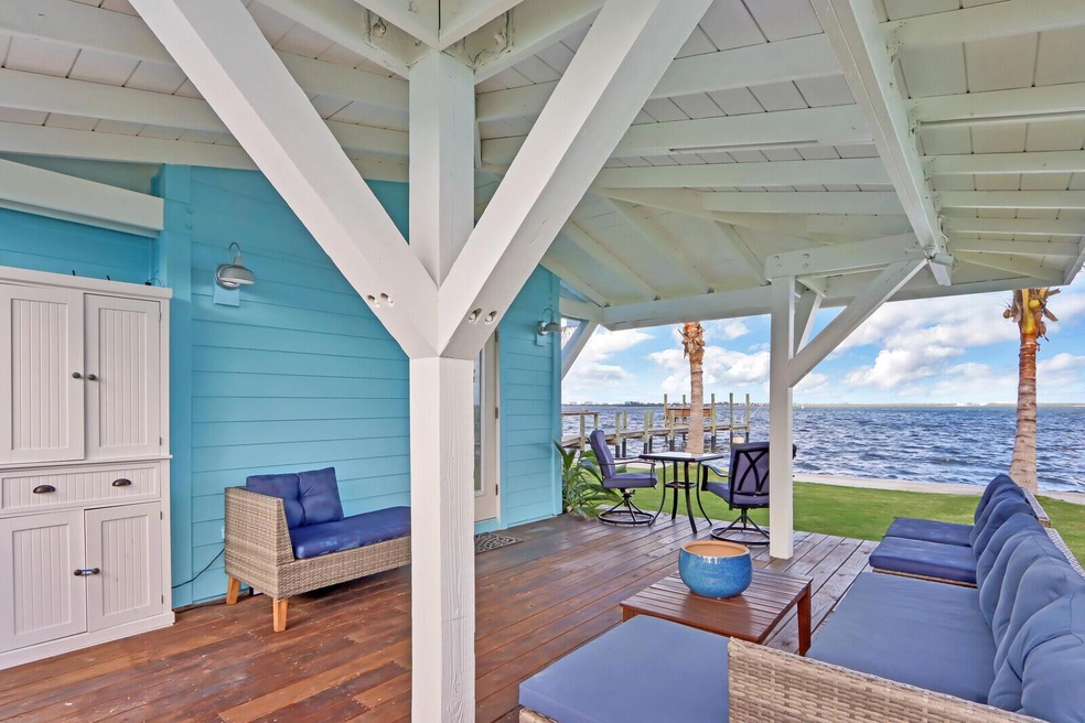 2725 NE Indian River Dr unit 3, Jensen Beach, FL 34957 - photo 1