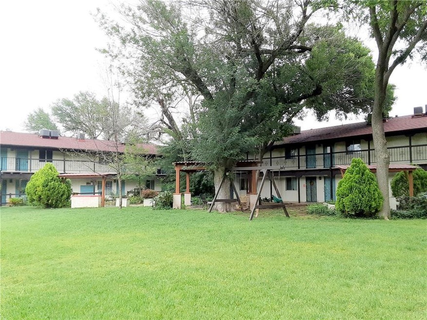 711 Eberhart Ln unit 210, Austin, TX 78745 - photo 1