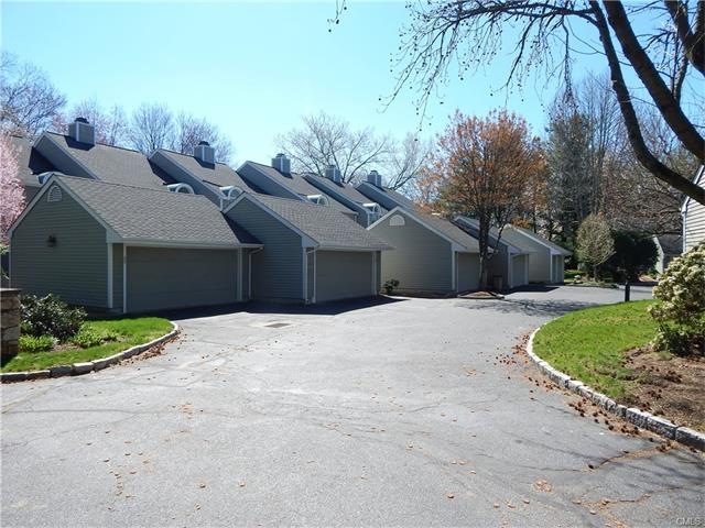 34 Edgewater Commons Ln, Westport, CT 06880 - photo 1