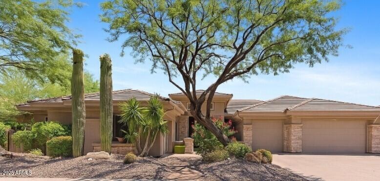 Welcome to this Gorgeous Estate!