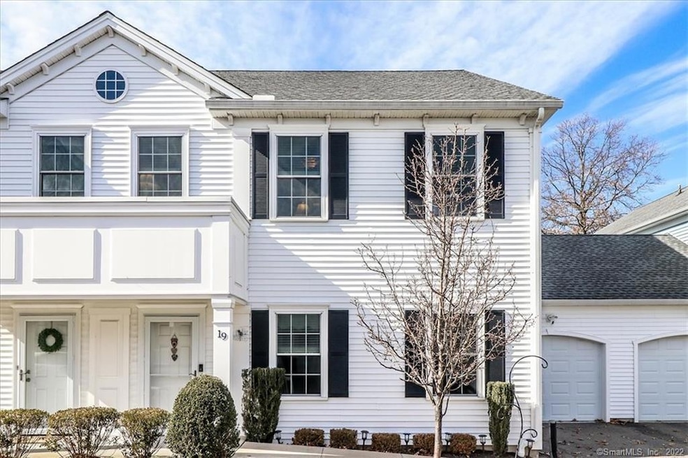 19 Beach Ave, Milford, CT 06460 - photo 1