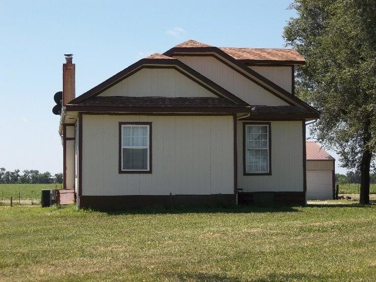 13745 30th Rd, Parsons, KS 67357 - photo 1