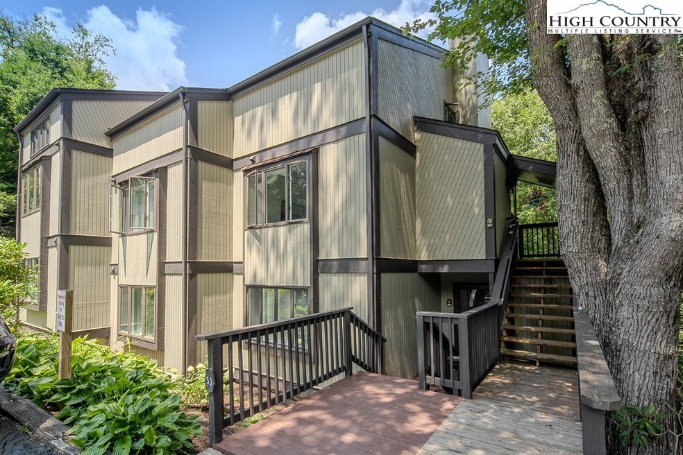Sold $305,000