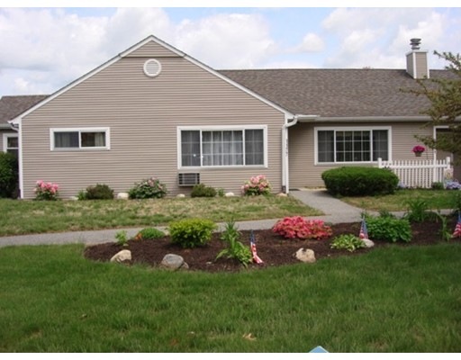 1177 James St unit 1177, Chicopee, MA 01022 - photo 1