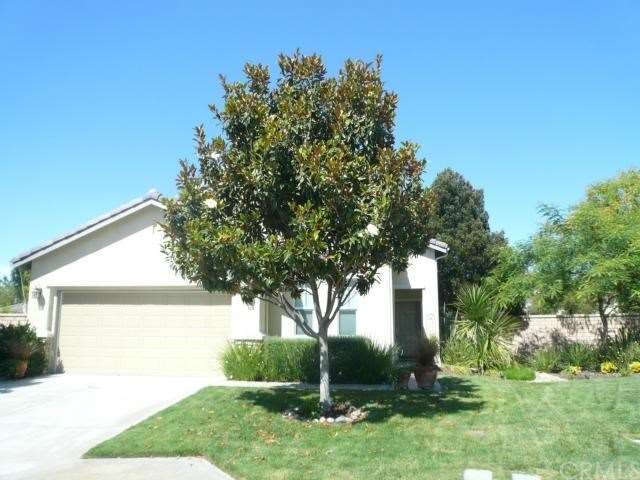 Great curb appeal. Big lush private lot.