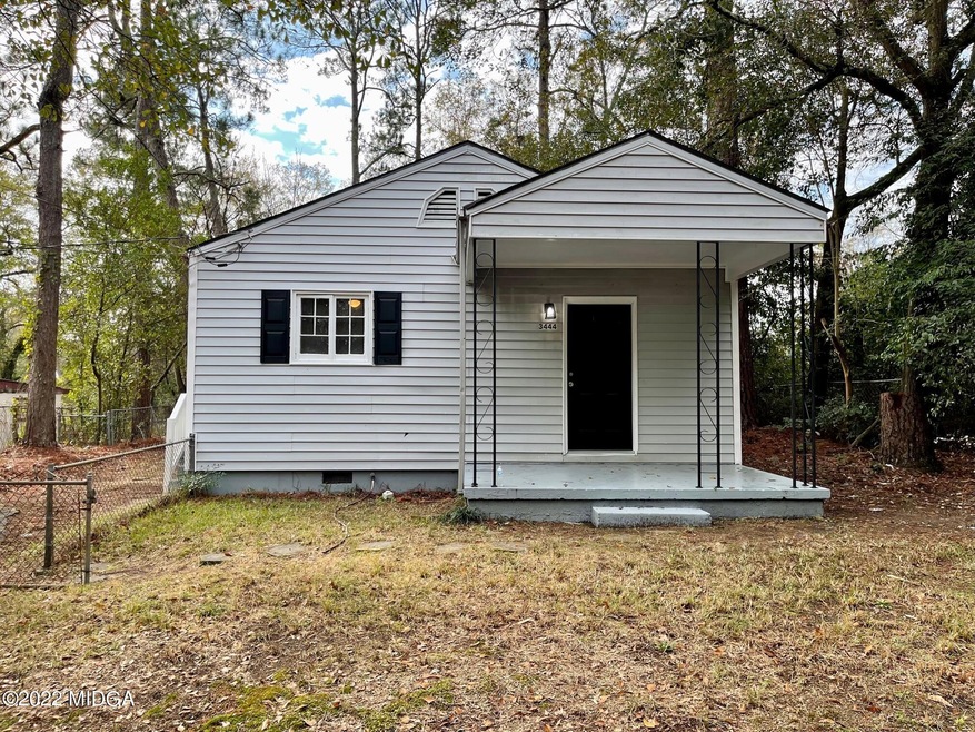 3444 McKenzie Dr
