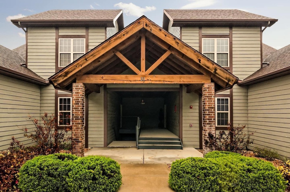 Exterior of 31 Birdie Ln
