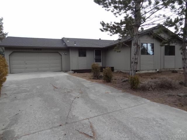 2858 NE Daggett Ln, Bend, OR 97701 - photo 1