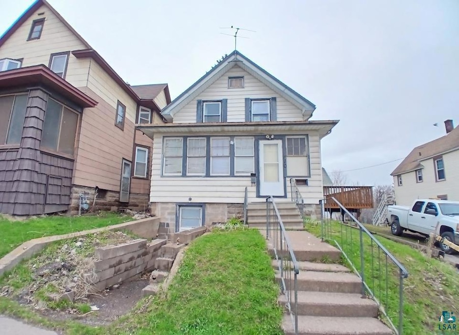 610 N 24th Ave W, Duluth, MN 55806 - photo 1