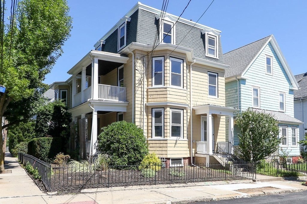 29 Gibbens St unit 1, Somerville, MA 02143 - photo 1