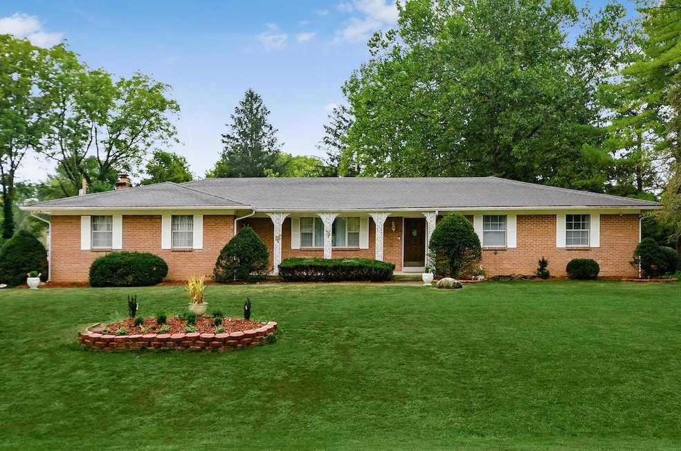 5591 Naiche Rd, Columbus, OH 43213 - photo 1