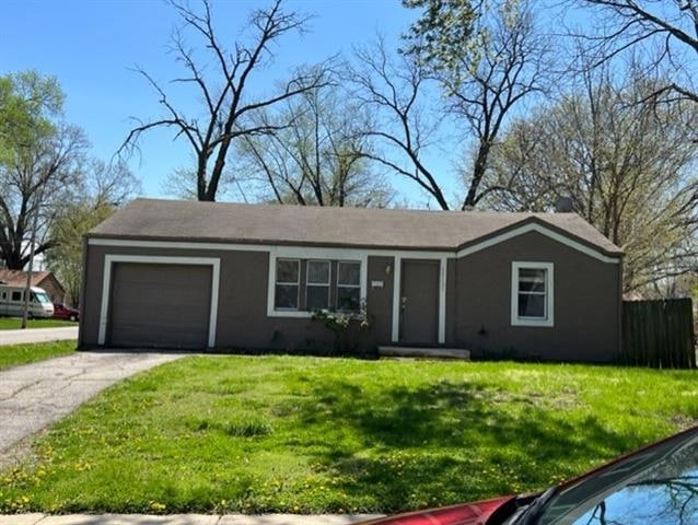 11401 W 69th St, Shawnee, KS 66203 - photo 1