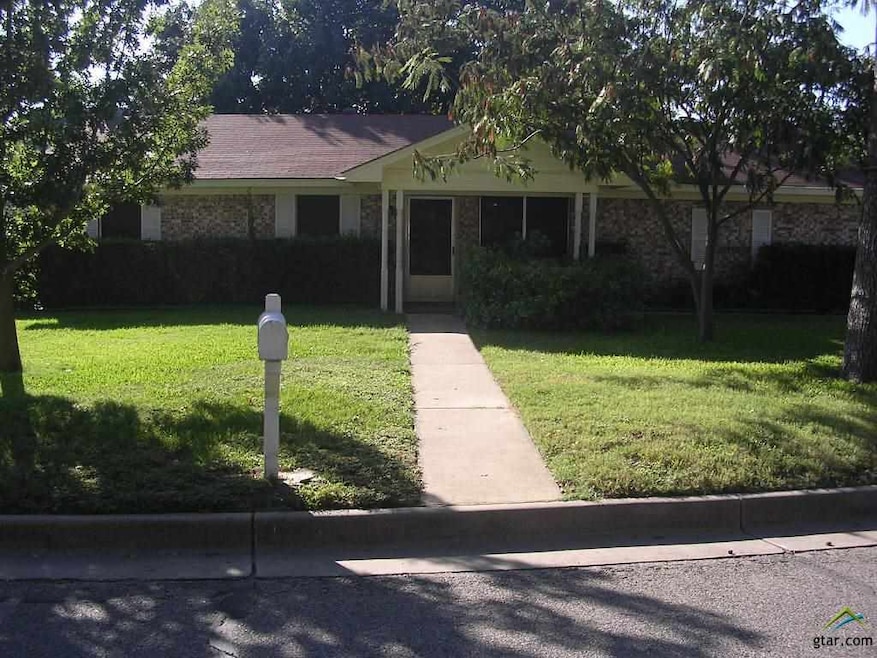 4101 Driftwood Ln, Tyler, TX 75701 - photo 1