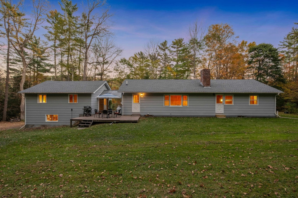 342 Grange Hall Rd, Monroe, NH 03771 - photo 1