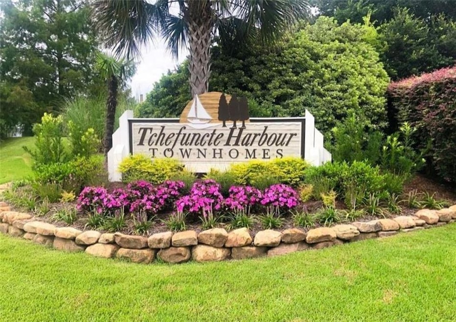 127 Hwy 22 E unit W17, Madisonville, LA 70447 - photo 1