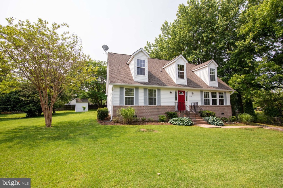 1644 Cliff Dr, Edgewater, MD 21037 - photo 1