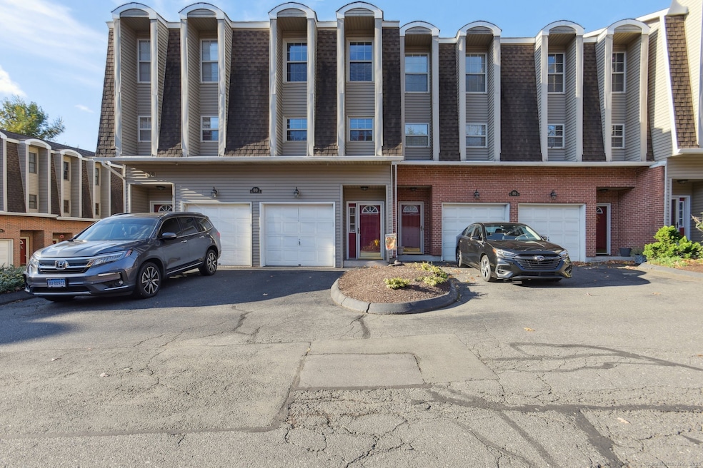 80 N Mountain Rd unit B, New Britain, CT 06053 - photo 1