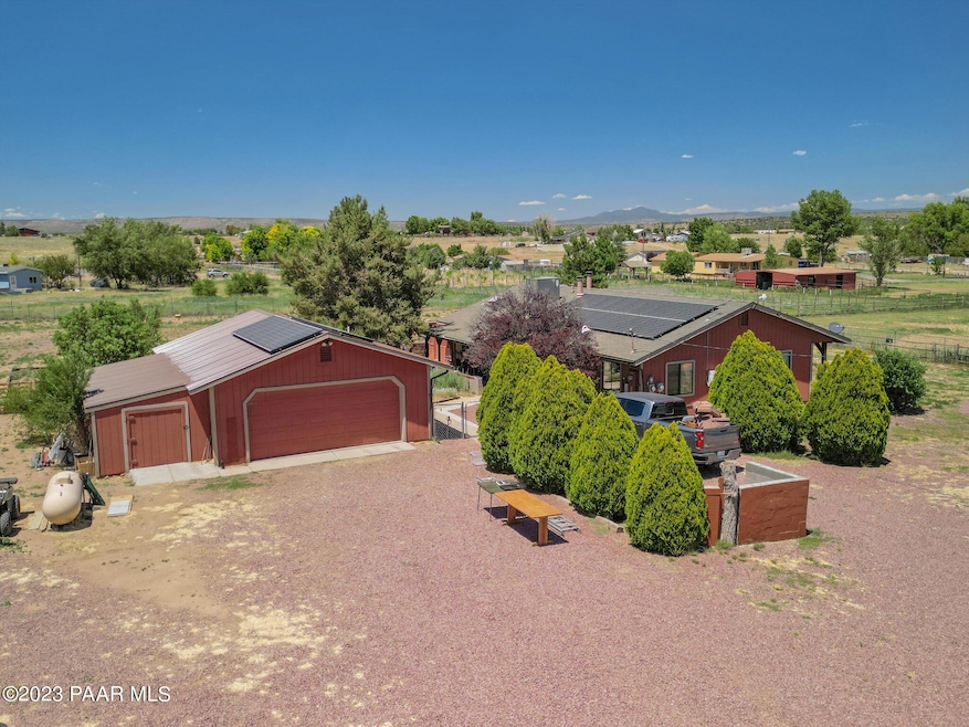 860 W Rolling Hills Rd, Paulden, AZ 86334 - photo 1