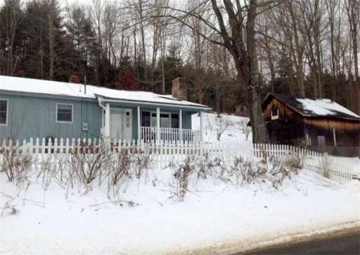 34 Greenwich Plns Rd, Ware, MA 01082 - photo 1