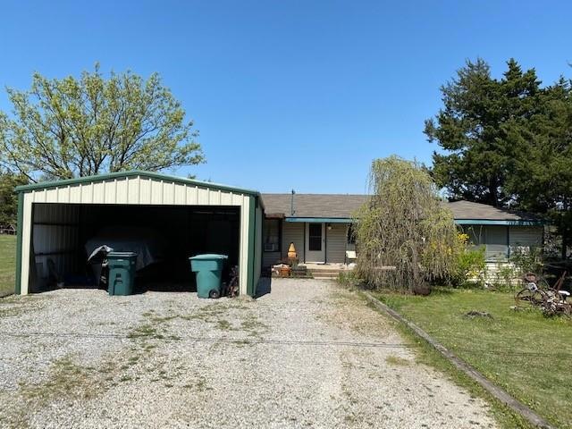 2717 Dripping Springs Rd, Sherman, TX 75090 - photo 1