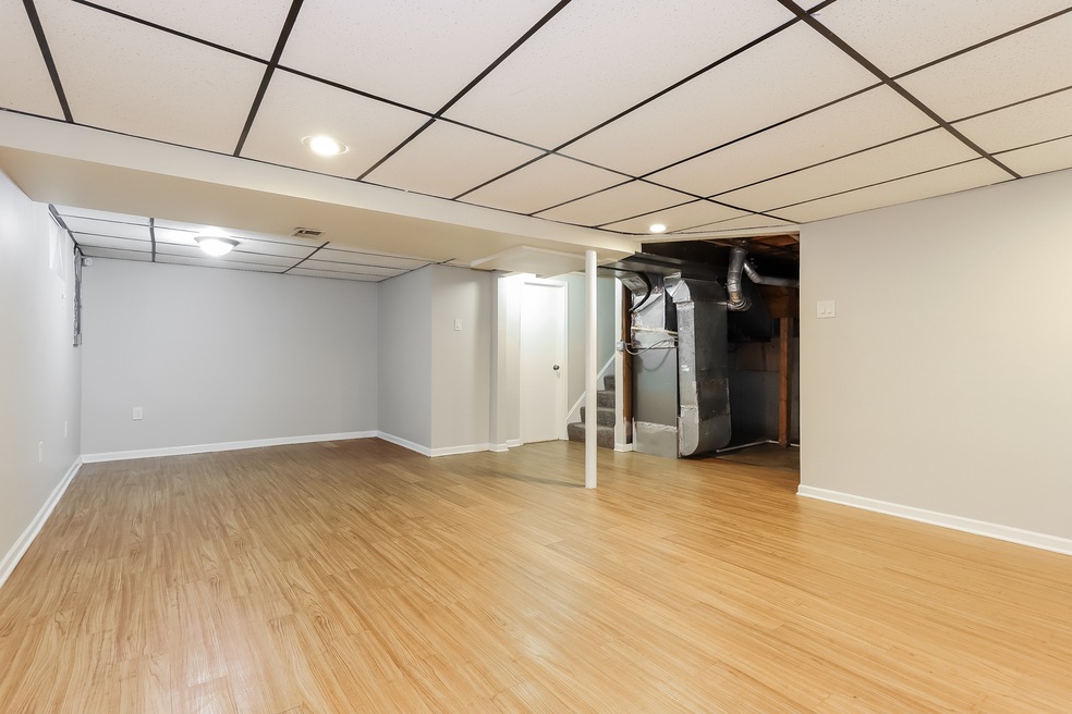 831 Hamlin Ave, Flossmoor, IL 60422 - photo 1