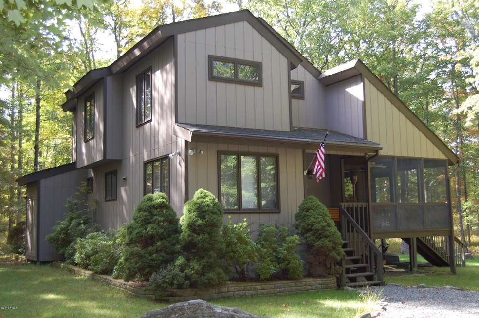 107 Buckboard Ln, Hawley, PA 18428 - photo 1