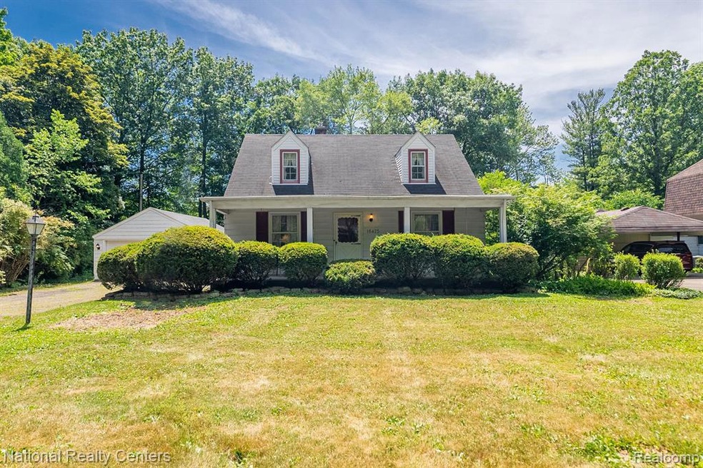 WELCOME TO 16475 ROUGEWAY