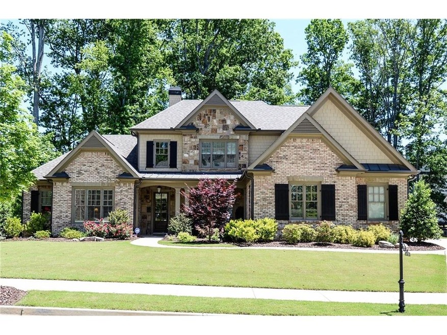 Stunning curb appeal!