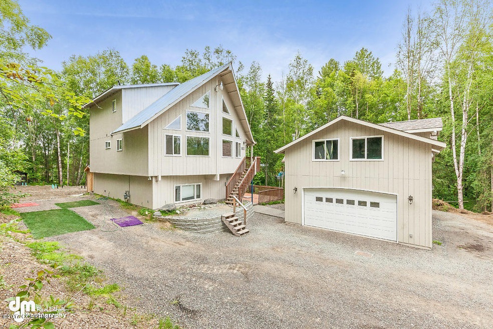 Exterior - Front 20170626-DW-9124-SMALL