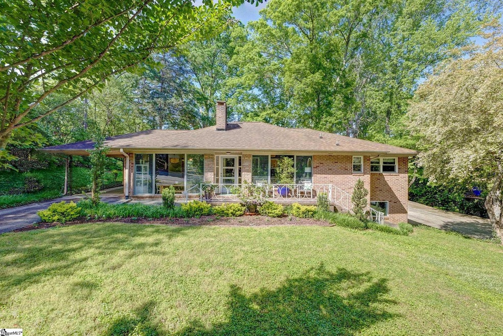 Under Contract $569,900