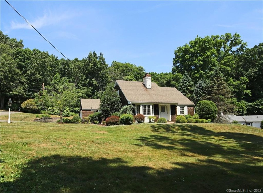 37 Sport Hill Pkwy, Easton, CT 06612 - photo 1