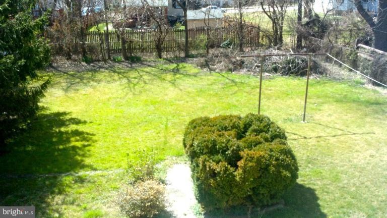 4005 W Overlea Ave unit 2, Baltimore, MD 21206 - photo 1