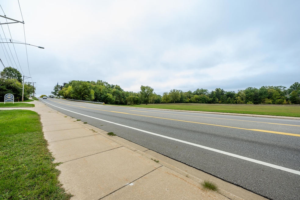 For Sale $225,000 • Co-Listing Agent