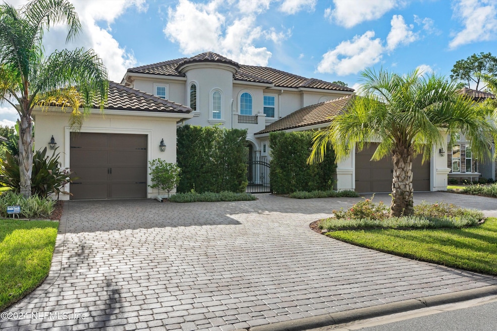 Sold $1,025,000 • Co-Listing Agent