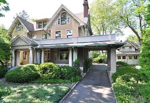 27 Reid Ave, Port Washington, NY 11050 - photo 1