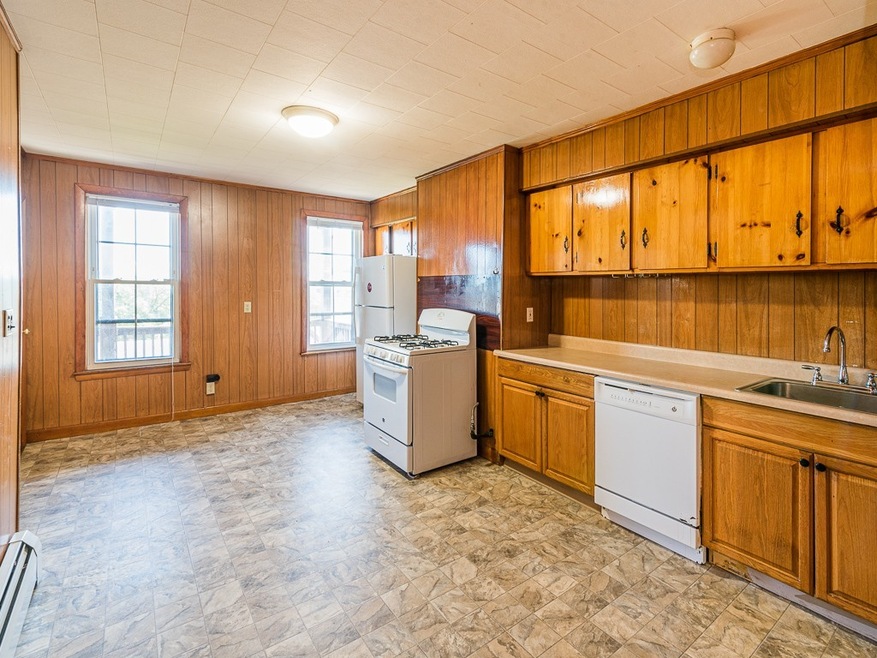 853 Saratoga St unit 3, Boston, MA 02128 - photo 1