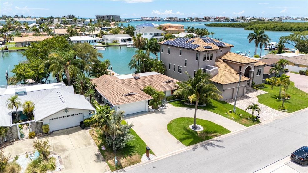 Sold $1,155,000 • Co-Listing Agent