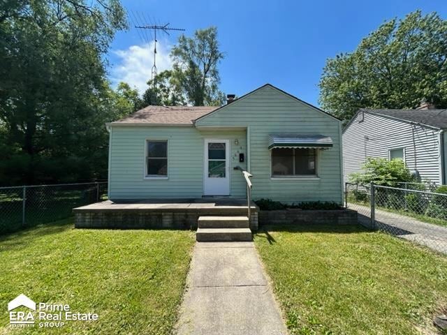 3809 Whitney Ave, Flint, MI 48532 - photo 1