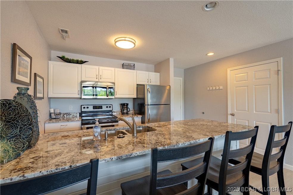 For Sale $230,000 • Co-Listing Agent
