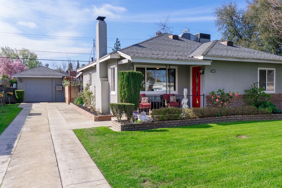 Beautiful front curb appeal