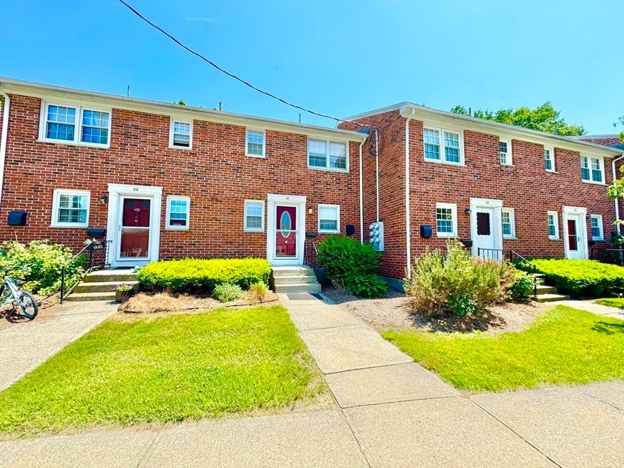 540 Granby Rd unit 87, South Hadley, MA 01075 - photo 1