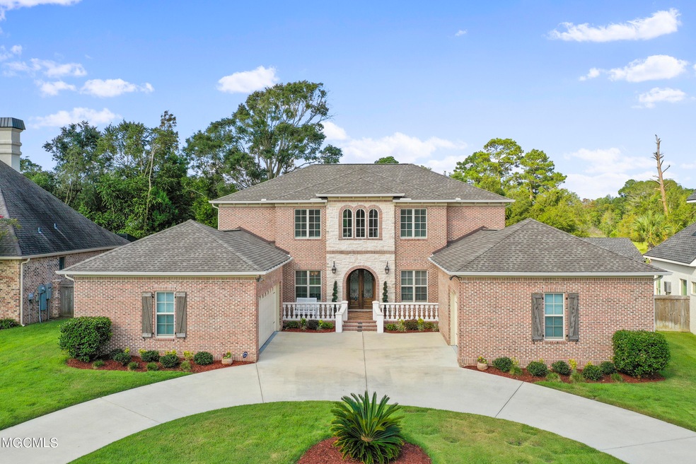 355 Goose Pointe