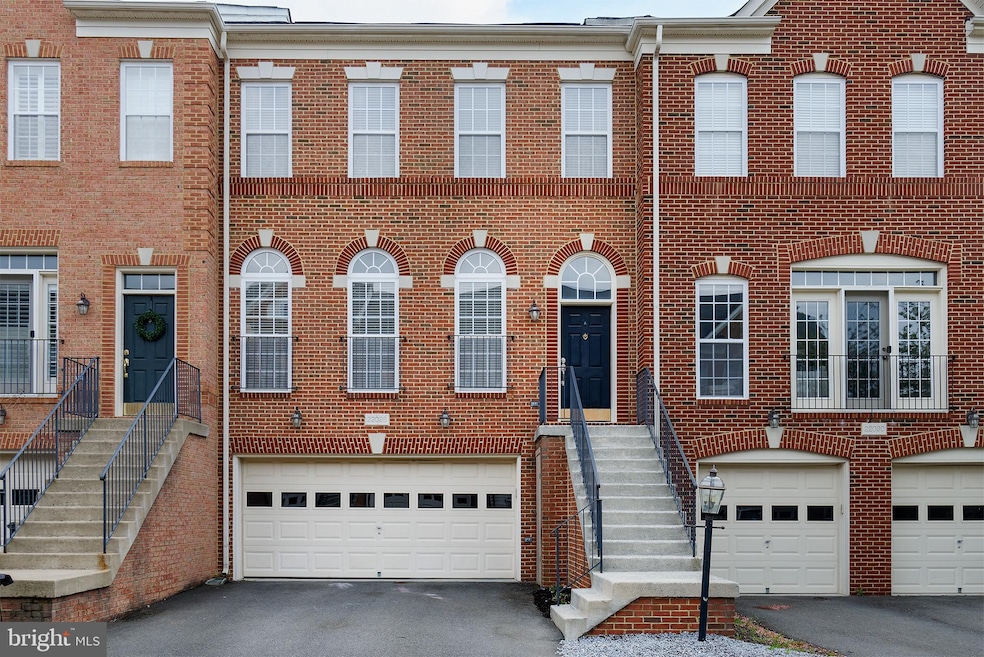 22028 Avonworth Square, Broadlands, VA 20148 - photo 1