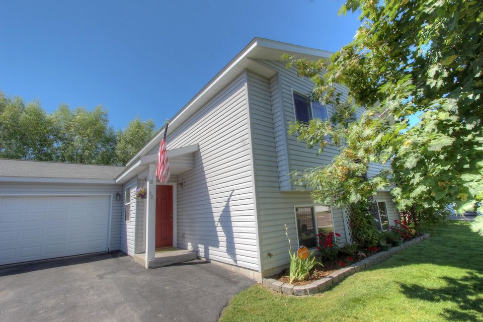 10 Rockefeller Drive