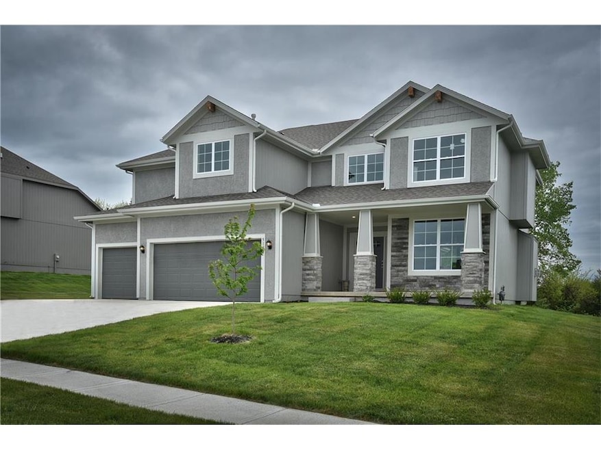 5132 Meadowlark Dr, Shawnee, KS 66226 - photo 1