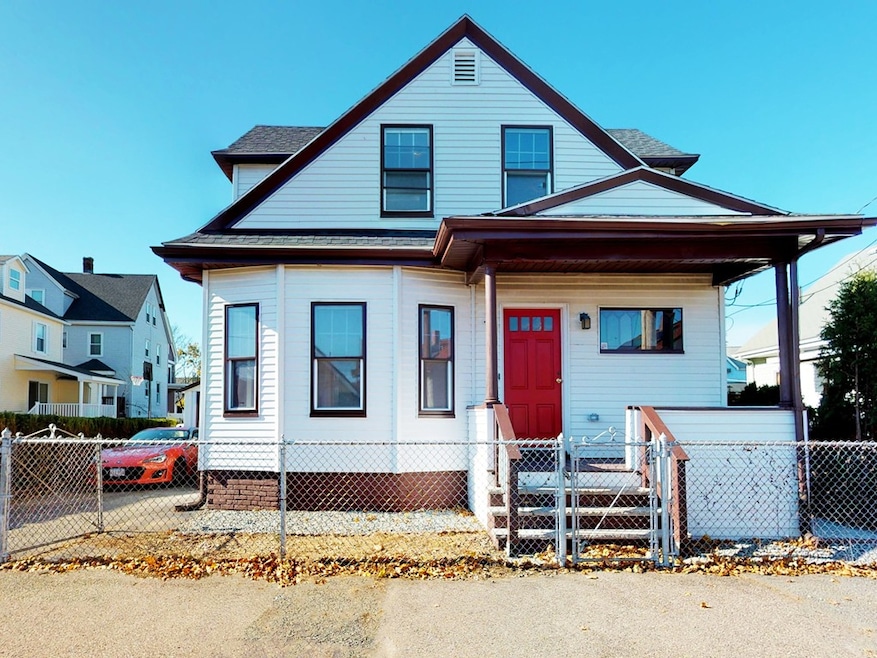 31 Davis St, Malden, MA 02148 - photo 1