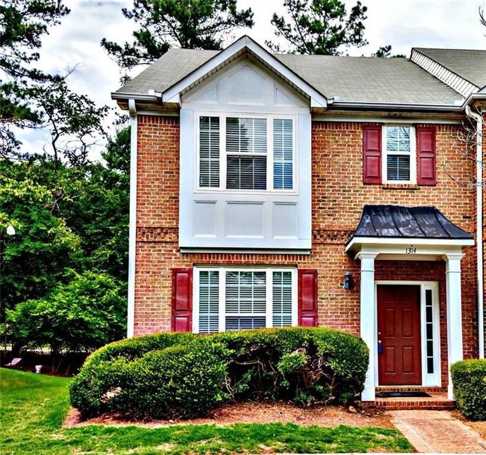 1314 Guilderoy Ct, Austell, GA 30106 - photo 1