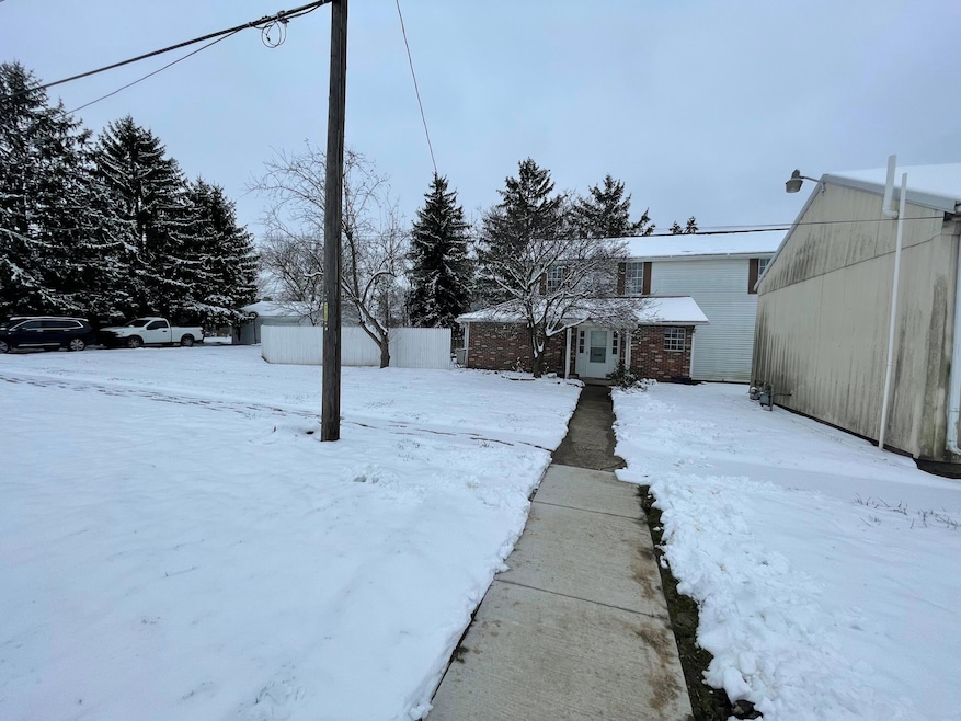 5002 S Walnut St, South Bloomfield, OH 43103 - photo 1