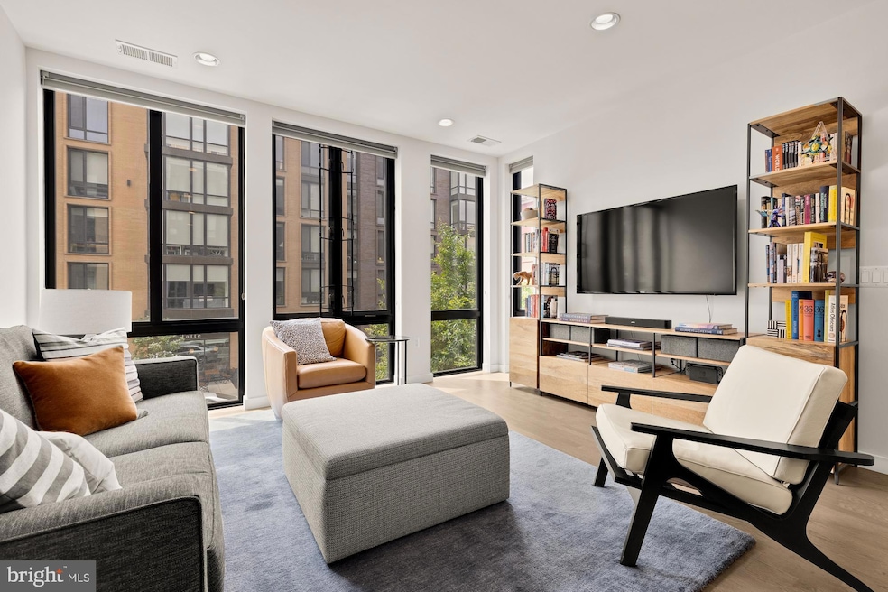 1405 W St NW unit 203, Washington, DC 20009 - photo 1