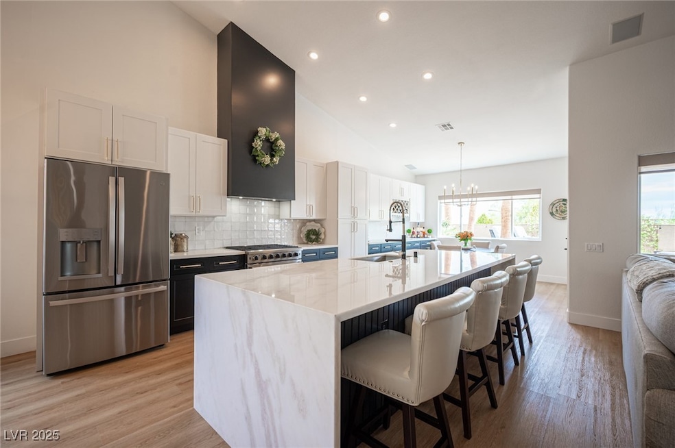 Under Contract $829,900